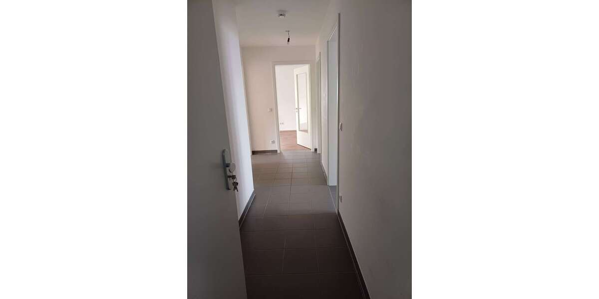 Etagenwohnung Kösching - 3 Zimmer, 75 m&sup2;, 975&euro; | Angebot:25519602
