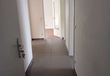 Wohnung Kösching - 3 Zimmer, 75 m&sup2;, 975&euro; | Angebot:25519602