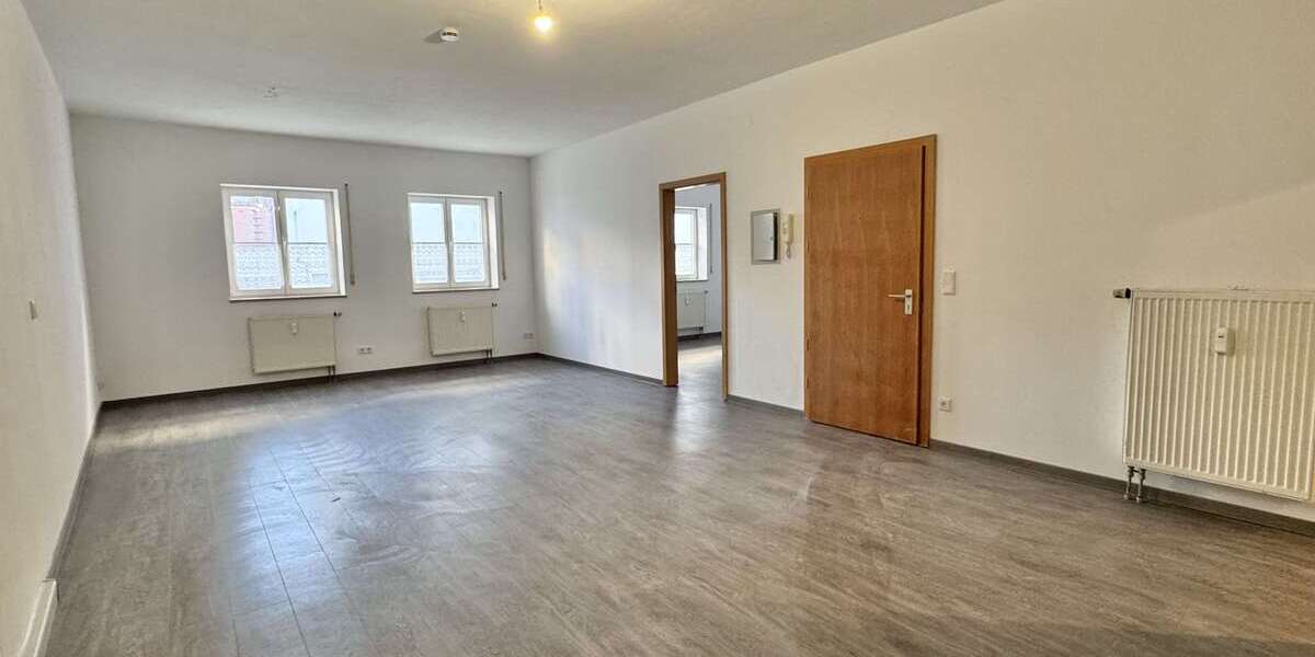 Etagenwohnung Ingolstadt - 3 Zimmer, 84 m&sup2;, 920&euro; | Angebot:26699390