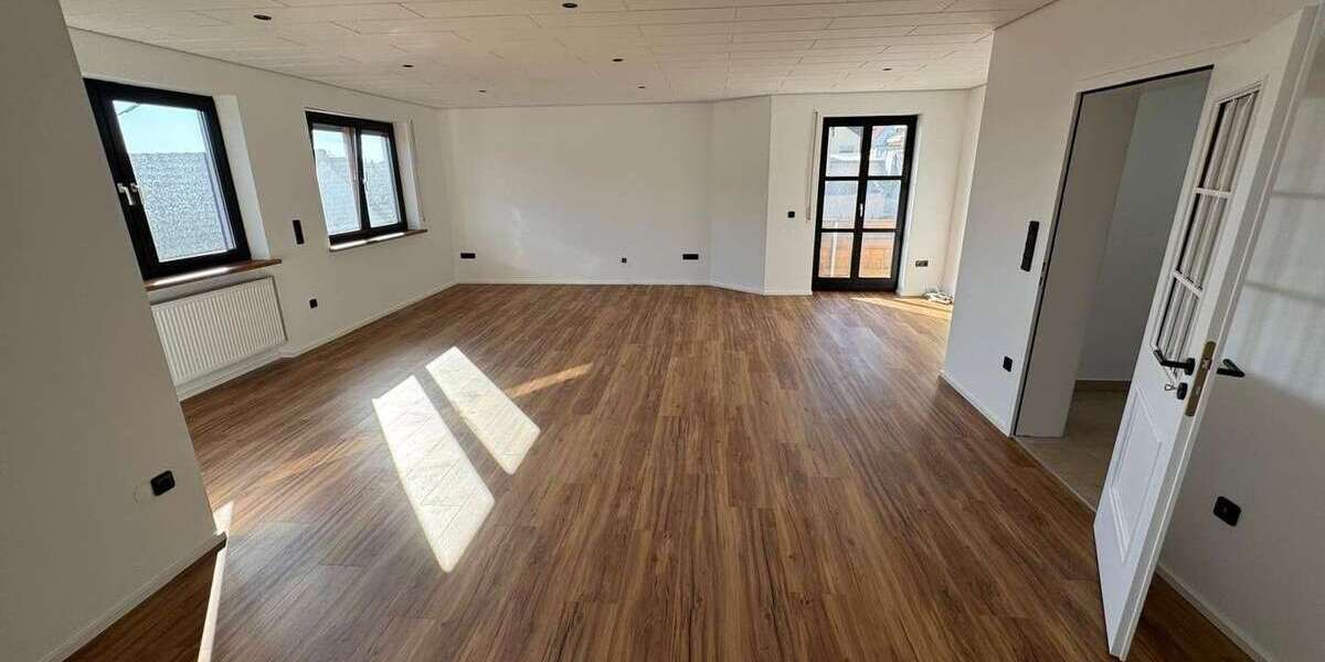 Etagenwohnung Hepberg - 3 Zimmer, 115 m&sup2;, 1.450&euro; | Angebot:27150883